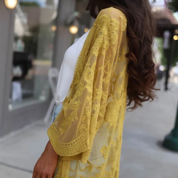 Windsor Women's Size M Floral Embroidered Sheer Lace Kimono Duster Cardigan - Picture 14 of 14